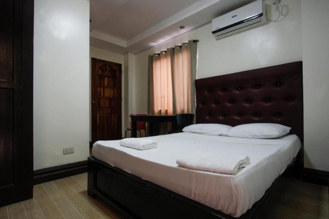 Adelaida Pensionne Hotel Santa Fe  Εξωτερικό φωτογραφία